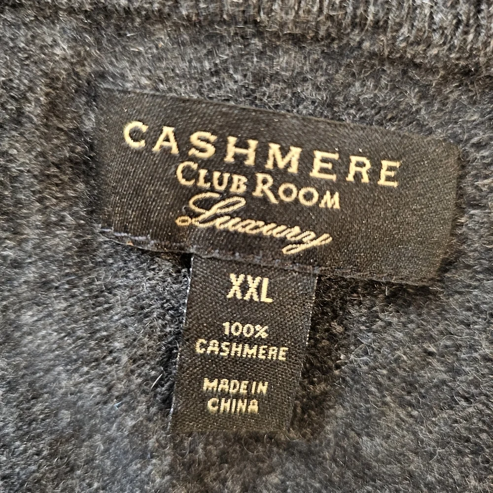 Men's Club Room Cashmere Charcoal V-Neck  Sweater